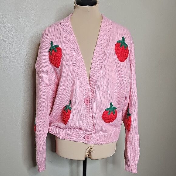 Fashion Nova Large Pink Strawberry Slouchy Knit Cardigan Berry Sweet - Picture 1 of 8
